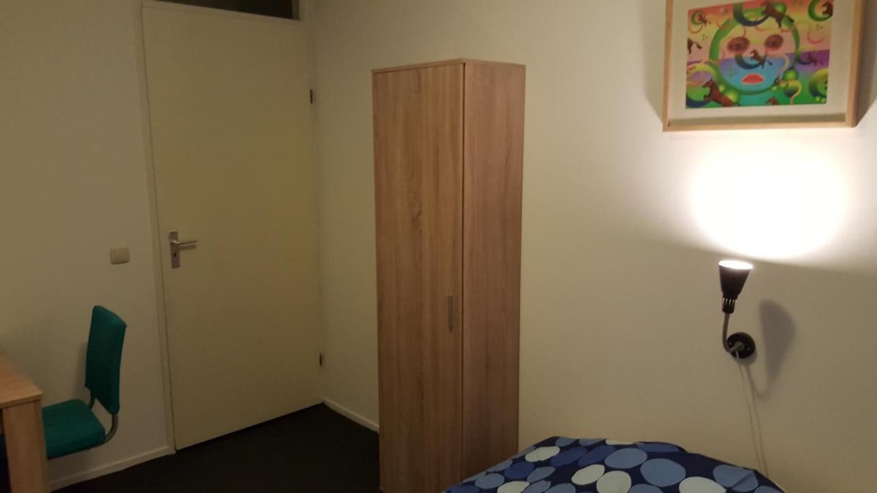 Quiet Spacious Room Amsterdam Bagian luar foto
